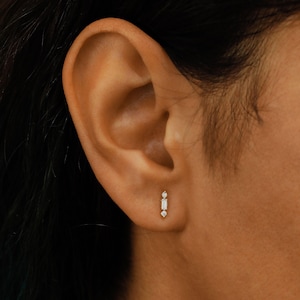 Kolczyki z brylantami w kształcie bagietki: 14-karatowe złoto, gąsienica (pojedyncze)