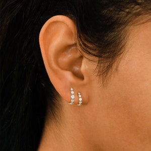 Single (Half Pair) Diamond Earring, Round Graduated Huggie Hoop, 14k Rose White Yellow, Social Value