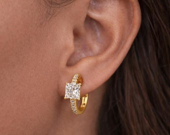 Brincos de argola em ouro maciço 14k - Diamantes sintéticos com lapidação princesa e redonda