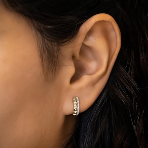 14k Gold Pyramid Huggie Earrings: Natural Diamond Row, Minimalist Jewelry