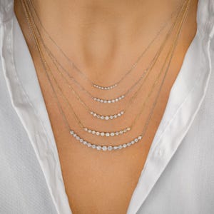 18k Gold Diamond Graduated Bar Necklace: Round Diamond Adjustable Chain