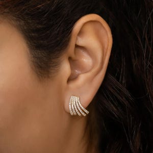 Diamond Graduated Flare Earring, Natural Round Diamond Cluster Earring, 18k Solid Gold Yellow or White, Social Value