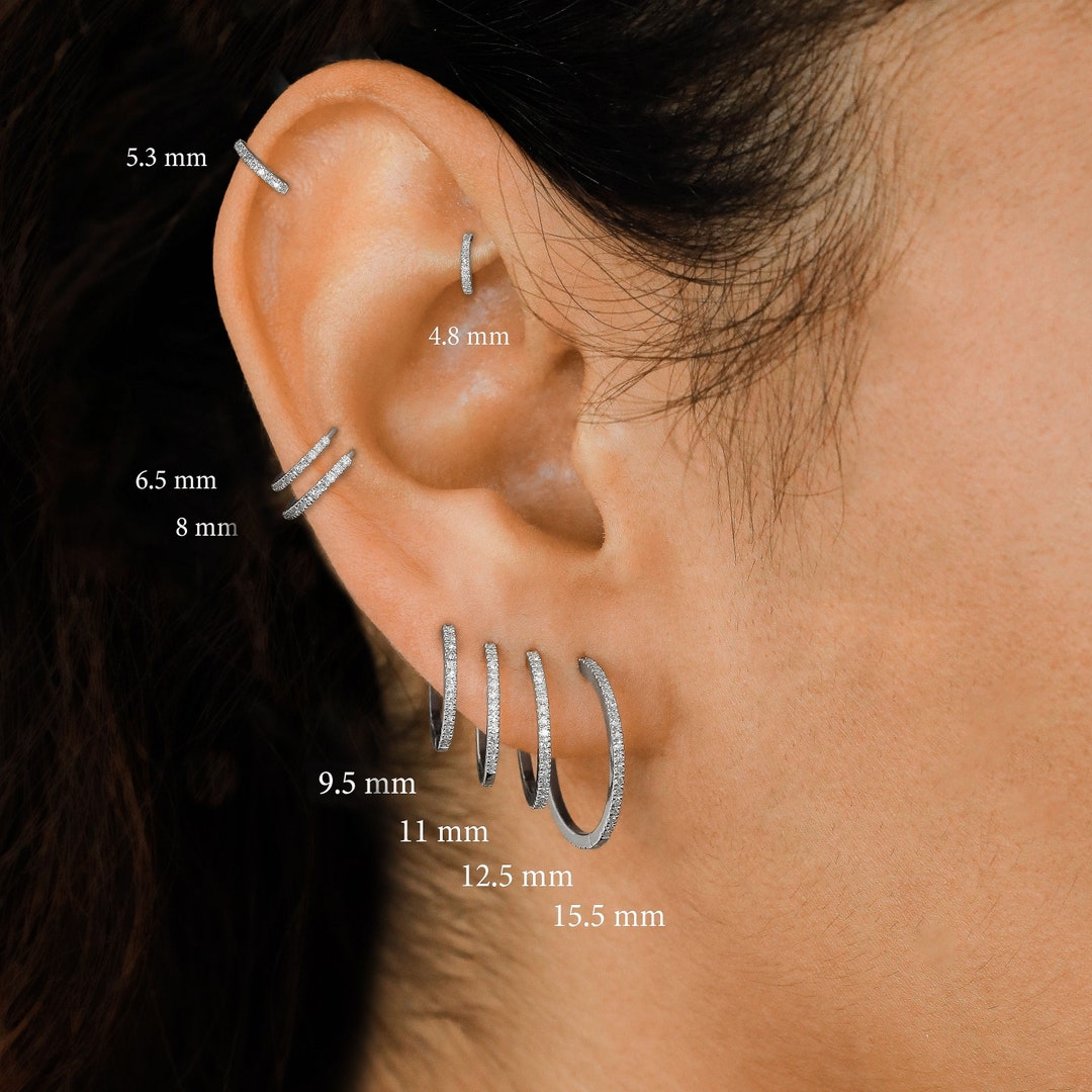 Star Half-Hoop Huggie | Cartilage Piercing Earrings for Women – PAVOI