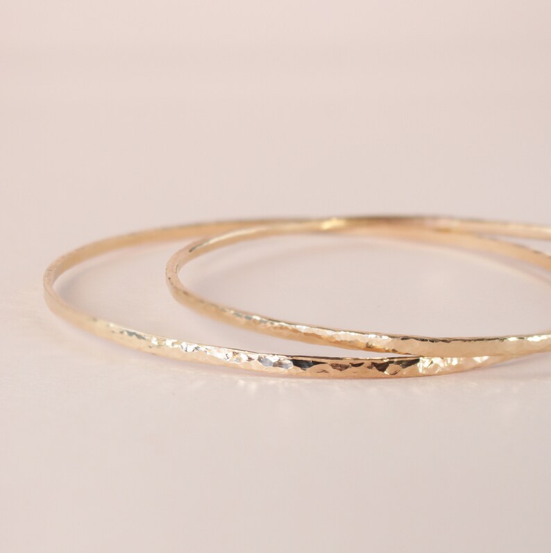 Hammered Bangles Gold Filled Bangles Plain Bangle Textured Bangle Hawaiian Bangle Gold Bangle Pearl Bracelet Dainty Bracelet Simple Bangle