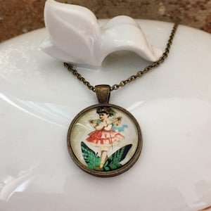 Locket Necklace, Vintage Alice *Nostalgia Necklace*