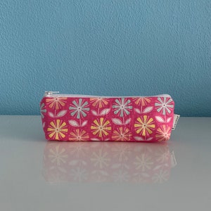 Estojo para lápis &quot;Flores&quot;