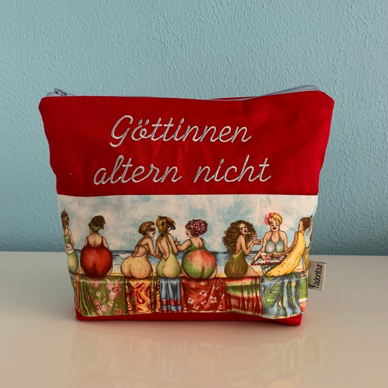 Kulturbeutel Göttinnen altern nicht fruit ladies nur Spruch