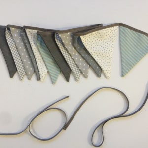 Fabric pennant necklace (grey)