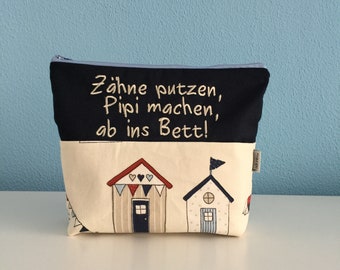 Kulturbeutel "Ab ins Bett!" (Strandhaus, blau)