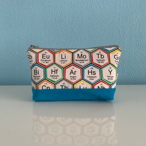 Pencil case Chemistry in a hexagon ohne Stickerei