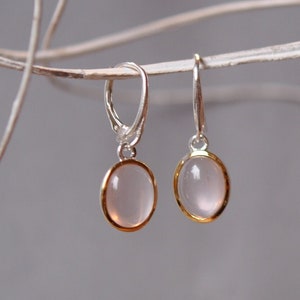 Rose quartz silver earring, partially gold-plated setting, a pair of hanging earrings, earrings with folding hoop earrings