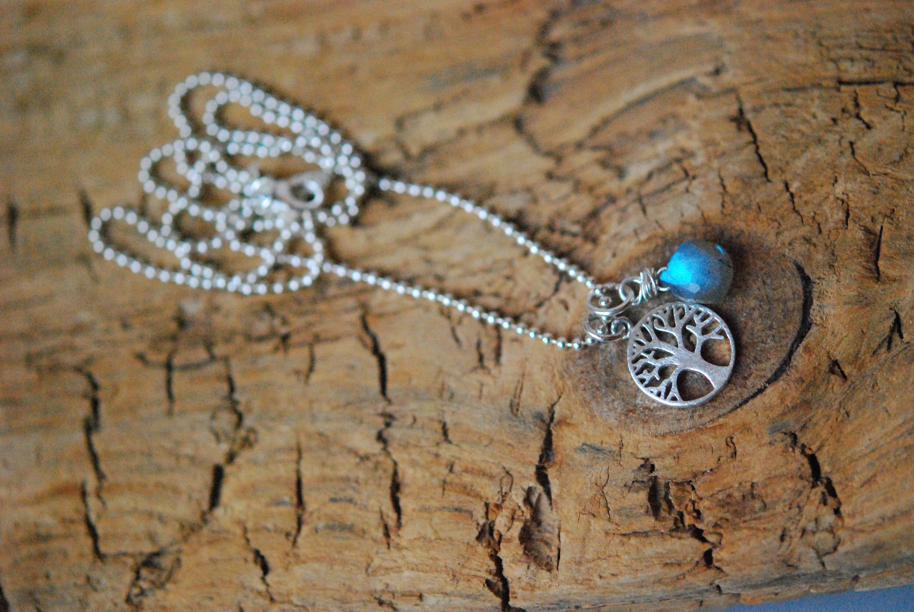 Engelsrufer Damen Halskette aus vergoldetem Sterling Silber und Engelsrufer Damen Halskette aus vergoldetem Sterling Silber und