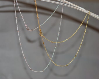 Fine planet/satellite chain with pearls, puristic 925 sterling silver chain, optionally gold-plated (750 gold), minimalist layer chain