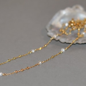 Fijn gouden parelsnoer met mini-zoetwaterkweekparels en kleine gouden kraaltjes, 925 sterling zilver, verguld met 750 geel goud (18 karaat)