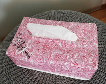 Handkerchief Box Cover * Bouquets Embroidered * Paisley white-red * Size BIG