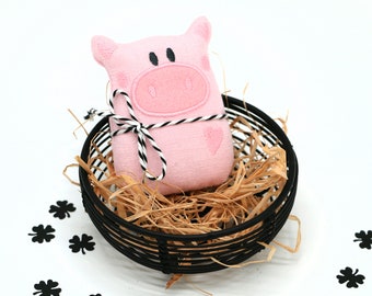 Lucky pig, lucky pig, lucky charm, lucky charm pig, luck, piglet, pig, New Year's Eve, test, sewn pig