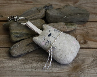 Keyring cat light beige, wool felt, cat pendant, keyring, bag pendant, cat made of wool felt, gift tag