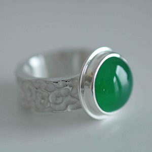 Ring with beautiful set agate by Frank Schwope, gemstone, goldsmith&#39;s craft, ring, unique jewelry, green, agate, silver, unique jewelry