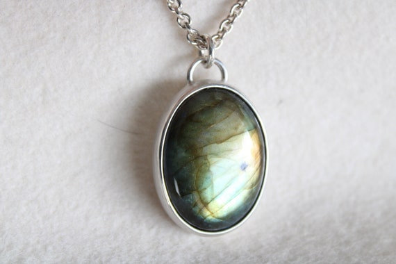 Pendentif En Argent Massif Avec Cabochon De Labradorite Naturelle - Occasion