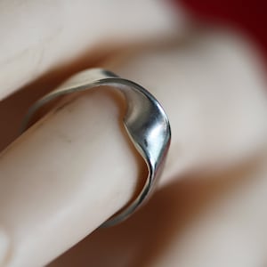 Simple Möbius band ring in solid 925 silver by Frank Schwope, Schwope, infinity, Möbius, ring, silver, unique, piece of jewellery, jewellery