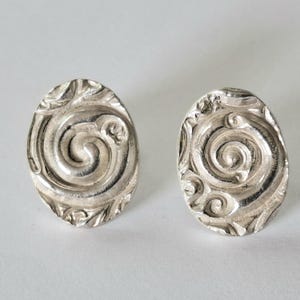 Barock Ohrstecker aus Silber mit Spiralornamenten von Frank Schwope, Silber, Ohr, Ohrring, Schmuckunikate, Unikatschmuck, Wissgoldingen, Ag
