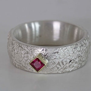 Ring in solid silver with a beautiful faceted tourmaline set in 750 gold by Frank Schwope, red, tourmaline, pink, goldsmith, unique