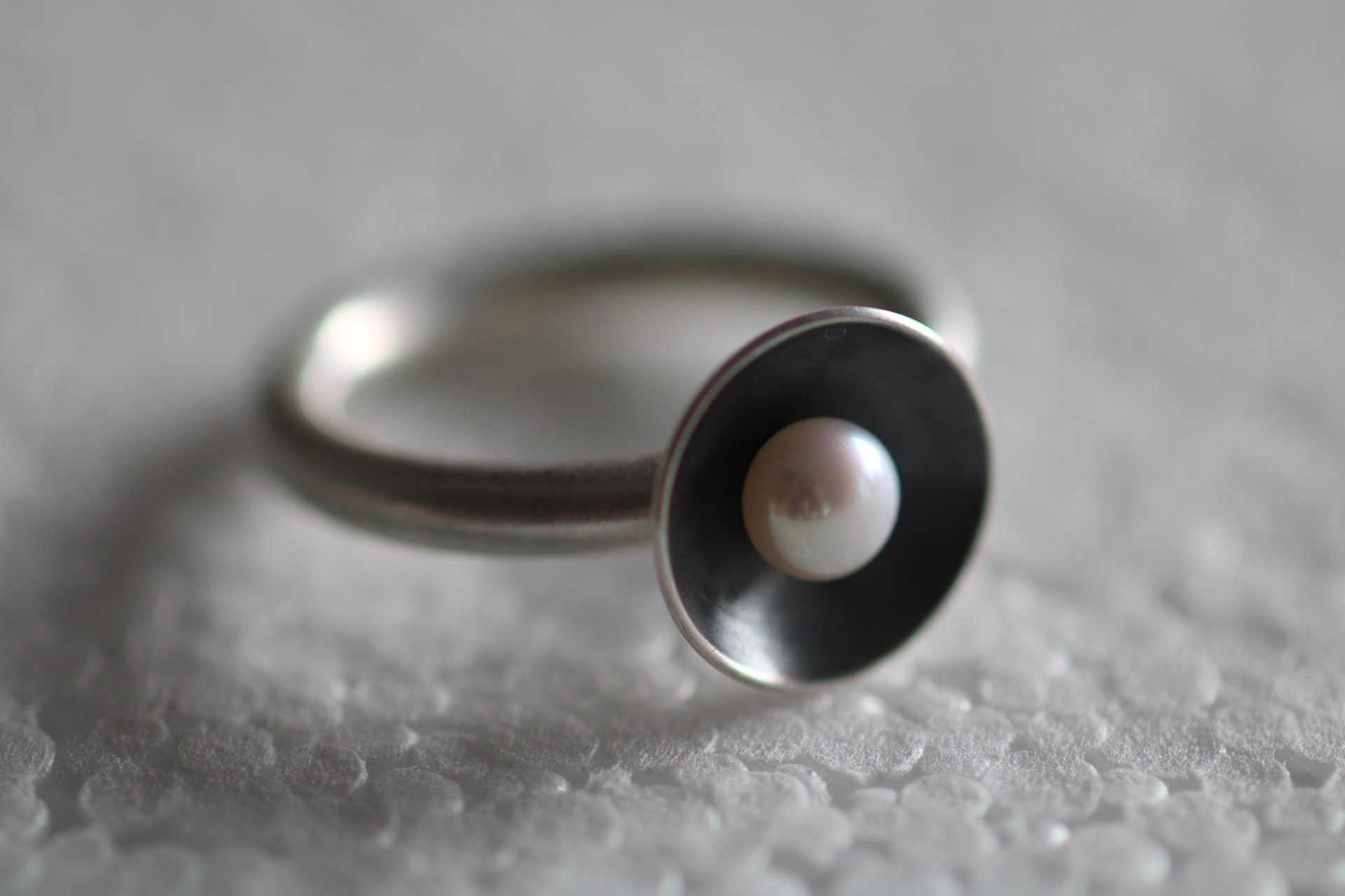 Ring with a small white pearl in solid 925 silver, partially oxidized by Frank Schwope, ring, silver, unique, piece of jewellery, unique jewellery, pearl