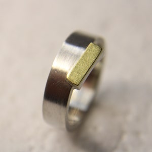Bague simple en argent massif 925 avec rectangle en or 750 par Frank Schwope, argent, or, bijou unique, travail d'orfèvrerie, bague, unique