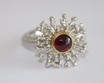 Ring in solid silver with beautiful garnet set in gold by Frank Schwope, unique jewellery, goldsmith work, ring, Schwope, jewellery, precious