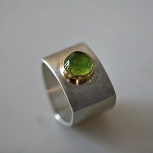 Ring mit schönem Peridot in massiv Sterlingsilber von Frank Schwope, Peridot, Gold, Grün, Edelstein, Goldschmiedearbeit Bild 7