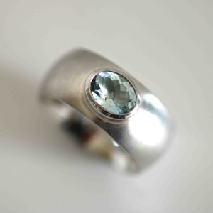 Anello con un bellissimo topazio blu sfaccettato di Frank Schwope, anello solitario, topazio, unico, pezzo di gioielleria, gioielli unici, Wissgoldingen, Schwope immagine 7