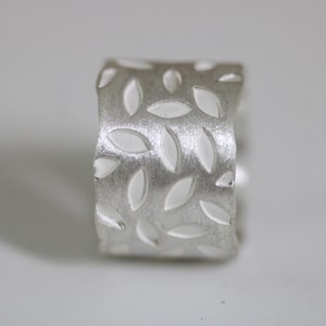 Ring in solid silver 925 with all-round hallmarked Navette ornament by Frank Schwope, hallmarked, wide ring, unique jewelry, ring for women