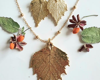 Completo con vera betulla in oro 18ct , parure, set of botanical jewelry , in oro, collana, orecchini in oro, real leaf, parure con foglie
