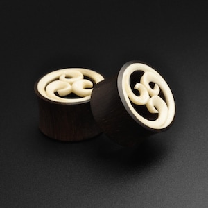 Sono Holz Double Flare Tunnel mit Knochen Spirale Inlay | Hölzerne Ohr-Dehner-Messgeräte | Größen 6 mm (2g) - 25 mm (1 &quot;) | KOSTENLOSE Lieferung verfügbar!