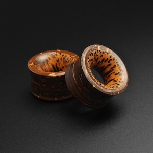 Coconut Shell Double Flare Tunnel With Coconut Wood Inlay | Wooden Ear Gauges | Sizes 6mm (2g) - 25mm (1&quot;) | FREE Delivery Available