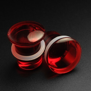 Röd glaspropp med enkel utsvängning och konvex form | Öronsträckare i glas | Storlekar 3 mm (8 g) - 16 mm (5/8 tum) | ***Inga USA-tullar!***