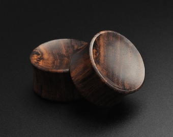 Sono Wood Double Flare Concave Plug | Wooden Ear Stretcher Gauges | Organic Plug | Sizes 5mm (4g) - 40mm (1 9/16") | FREE Delivery Available