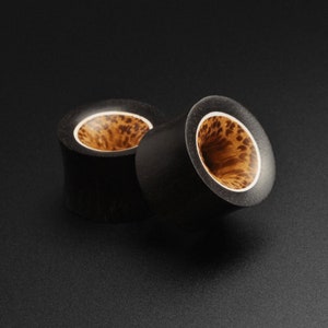 Areng Holz Double Flare Tunnel Mit Kokosnuss Holz & Knochen Halo Inlay|Hölzerne Ohr Dehnungsmessstreifen|Größen 6 mm(2g)-25 mm(1&quot;)|KOSTENFREIE Lieferung verfügbar!
