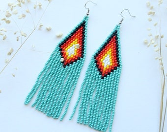 Pendientes de cuentas turquesas Pendientes de verano Pendientes de cuentas de semillas hechos a mano Pendientes largos de araña Pendientes boho coloridos Lindo regalo para las mujeres