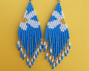 White flower earrings wedding-small blue earrings-beaded boho jewelry-cool summer earrings-cute birthday gift for her