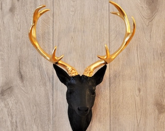 Deer head wall decoration, gilded with metal leaf