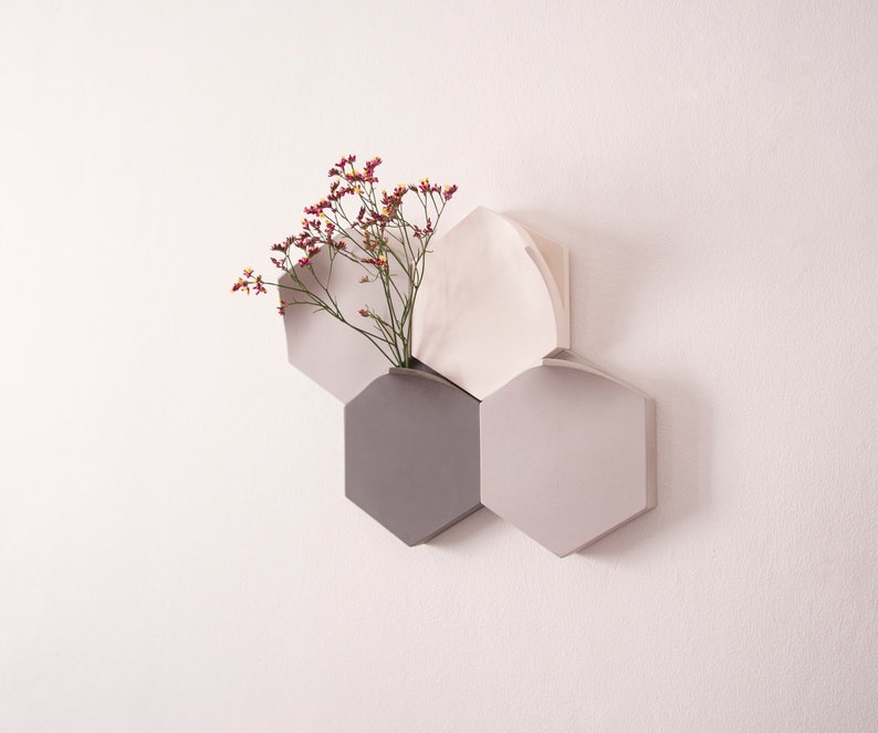 Pre-set hexagonal modular wall-mount vase in cool grey by Extra&ordinary Design image 3