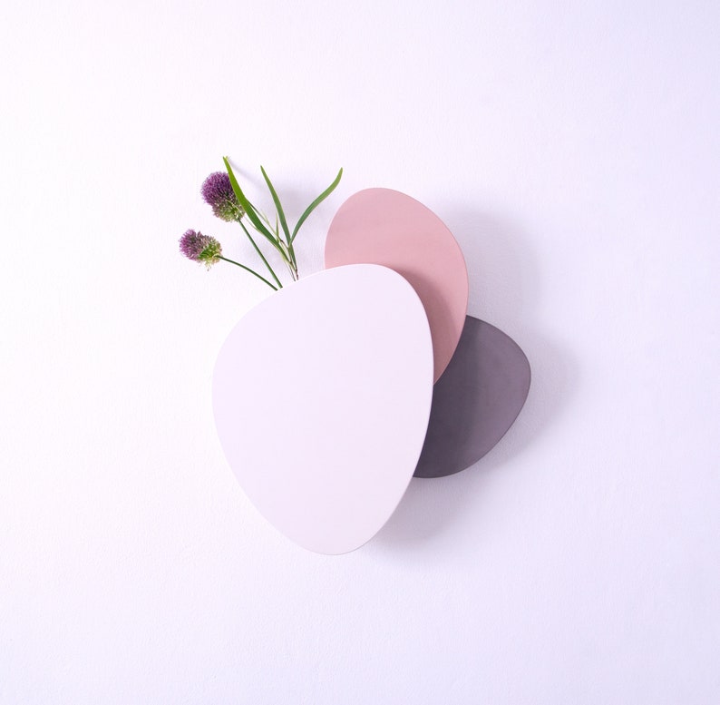 Pebble shape customisable arrangement wall vase/sculpture set in warm tone by Extra&ordinary Design image 3