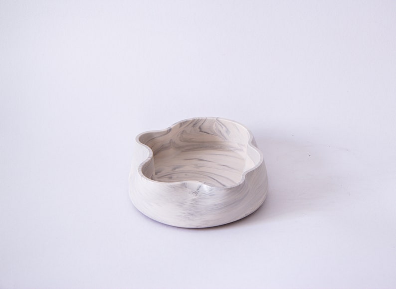 White marble finish accessory tray image 3