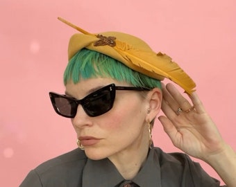 VTG 40s Norman Durand Original Mustard Feather Cap