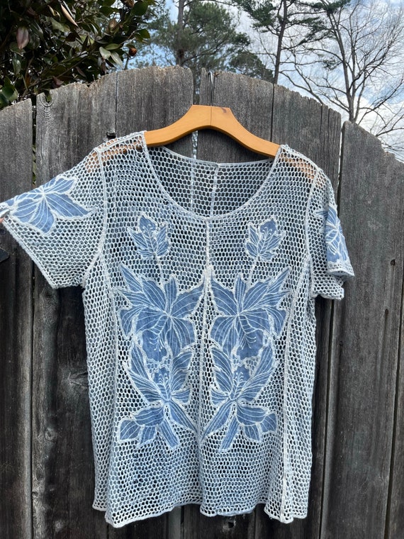 VTG Crochet Floral Top - image 2