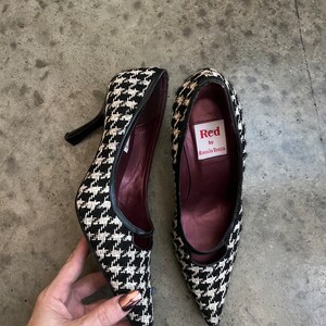 VTG 90s Houndstooth Tweed Red by Ramón Tenza Point Toe Heels image 2