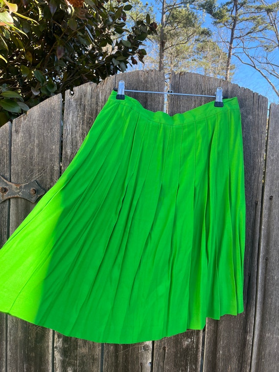 VTG 90s Kelly Green Pleated Mini Skirt