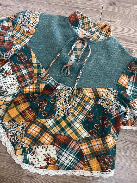 VTG 70s Handmade Patchwork Crop Top - image 3