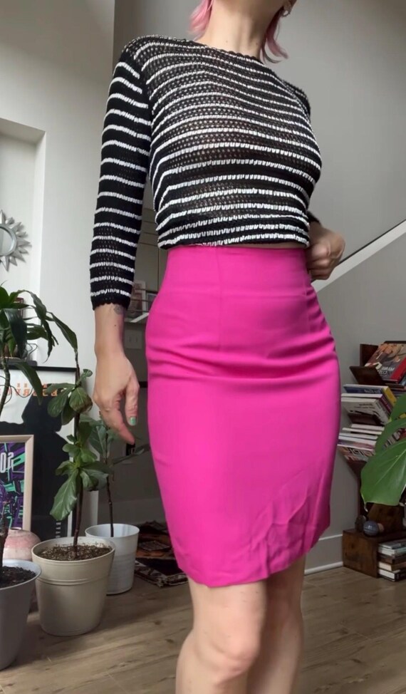 VTG 90s Banu Paris Fuchsia Pencil Skirt